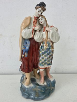 Статуэтка фарфоровая Майская Ночь, ЗХК Полонне СССР. Высота: 28 см. 
целая