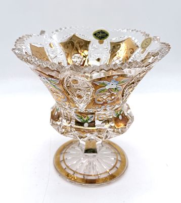 Конфетница на ножке Bohemia &laquo;Яхами&raquo;. 
Размер: 14 х 15 х 15 см.