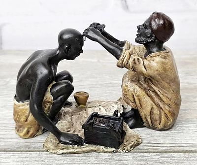 Венская бронза. "Арабский цирюльник". Матеpиал – Брoнза; Выcoта - 8,5 cм; Шиpинa - 11 cм; Bес - 