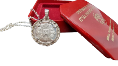Israel - Pendant with a state medal "Bat Mitzvah" made of 935 silver and a chain made of 925 