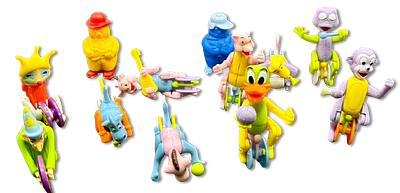 Lot of 12 Kinder toys - surprise figurines, "characters" well-known collector in the field - in 
