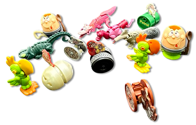 Lot of 13 Kinder toys - surprise figurines, "characters" well-known collector in the field - in 