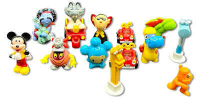 Lot of 13 Kinder toys - surprise figurines, "characters" well-known collector in the field - in 