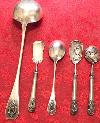 Set of 17 antique French .950 silver tablespoons from the 19th century (circa 1850), designed 
