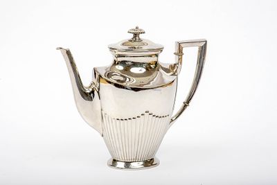 Kaffeekanne, Schw&auml;bisch-Gm&uuml;nd. Kaffeekanne, Schw&auml;bisch-Gm&uuml;nd. 925er Silber. Queen Anne 