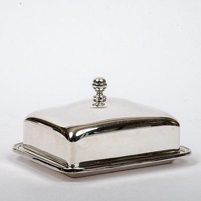 Butterdose. 925er /800er Silber. Farbloser Glaseinsatz, Schlichte rechteckige Form, Haube 925er 