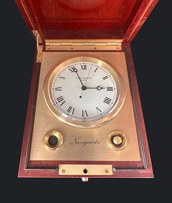 שעון ימי Patek Philippe Naviquartz III דגם 1215 HF – כולל חוברת מקורית (מצב עבודה מצוין). שעון 