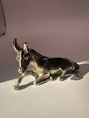 פסלון חמור מיניאטורי 26גר עשוי כסף 800