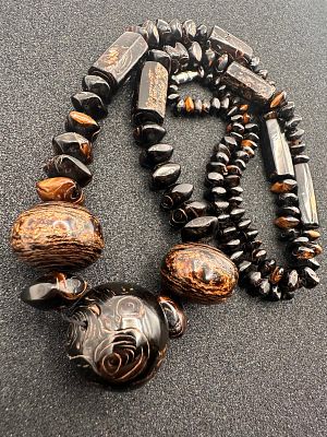 מחרוזת קורל אלמוג שחור
שרשרת חרוזי קורל שחור ״יוסר״ טבעי