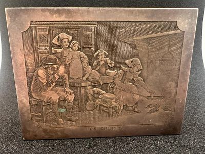 קופסת נחושת מצופה כסף עם תחריט צרפתי