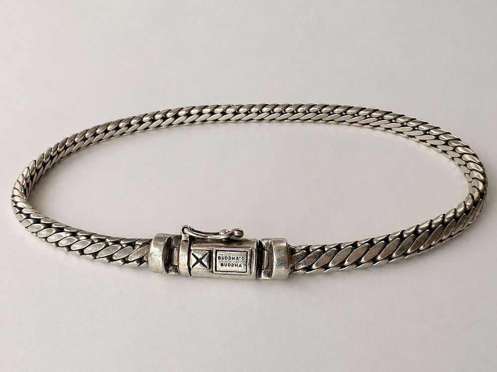 Buddha to Buddha Solid Silver Chain Bracelet Signed Clasp Heavy Link. Impressive and 