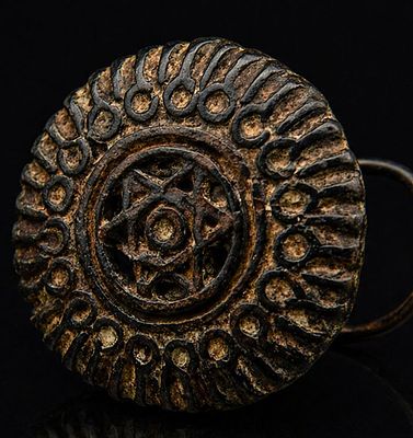 Indian Henna Stamp Cast Bronze Traditional Motif Ring Handle. Traditional Indian henna stamp 