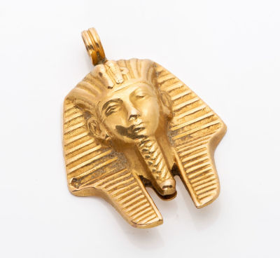 תליון מעוצב כספינקס מזהב 24-22 קראט. משקל: 9.58 גר' מצב: לפירוט מצב, אנא לשלוח מייל ל 