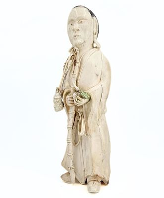 Antique Chinese Figurine, Made of Organic Material. Height: 36 cm 
Condition: For a detailed 