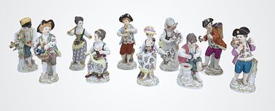 10 Porcelain Figurines, Meissen, "Rustic Figures". Height: 11-13.5 cm 
Condition: For a detailed 