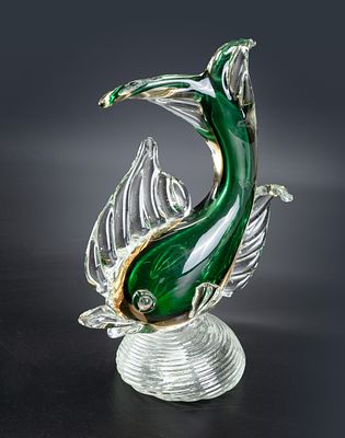 ELEGANT VINTAGE MURANO GLASS FISH FIGURINE. Height: cm
Width: cm
Provenance: Collection of