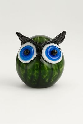 Murano Glass Owl Figurine. Height:12,5 cm
Width:12 cm
Minor chip at the base of the ear, does