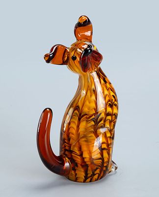 Vintage Murano figurine made of speckled glass, handmade in the shape of a sitting dog. Height:23