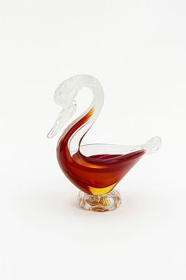 Vintage Murano Glass Swan Sculpture. Height:15,5 cm
Width:17 cm
Provenance: Collection of