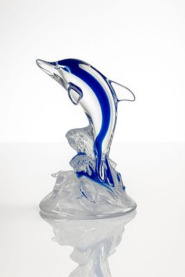 Murano Vintage Glass Dolphin Figurine on Wave Base. Height:17,5 cm
Width:11 cm
Provenance: