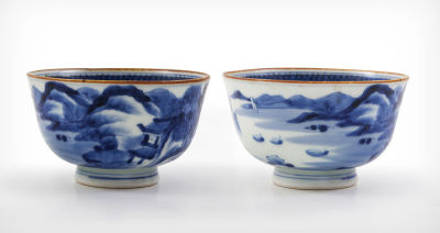 A Pair of Fine Chinese Blue and White Tianqi Chongzhen Dynasty (1627-1644) Small Porcelain Bowls. 