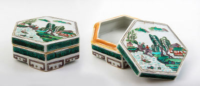 A Pair of Chinese Famille Verte Hexagon Lidded Boxes, 19th Century. Date Created 19th 