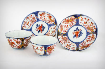 A Pair of Chinese Tea Cups and Saucers, 18th Century. Dimensions Diameter of cup: 6.5 cm. 