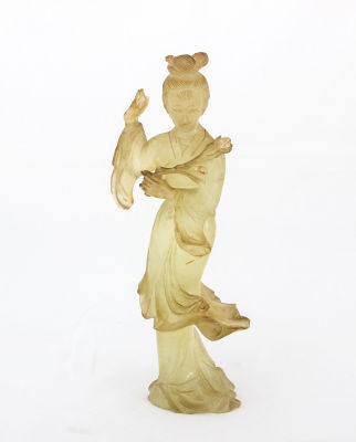 An Antique Chinese Carved Agate Figurine. <span 