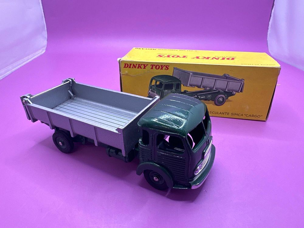 Lot 159: French Dinky no 578 Simca Cargo Tipper Truck....