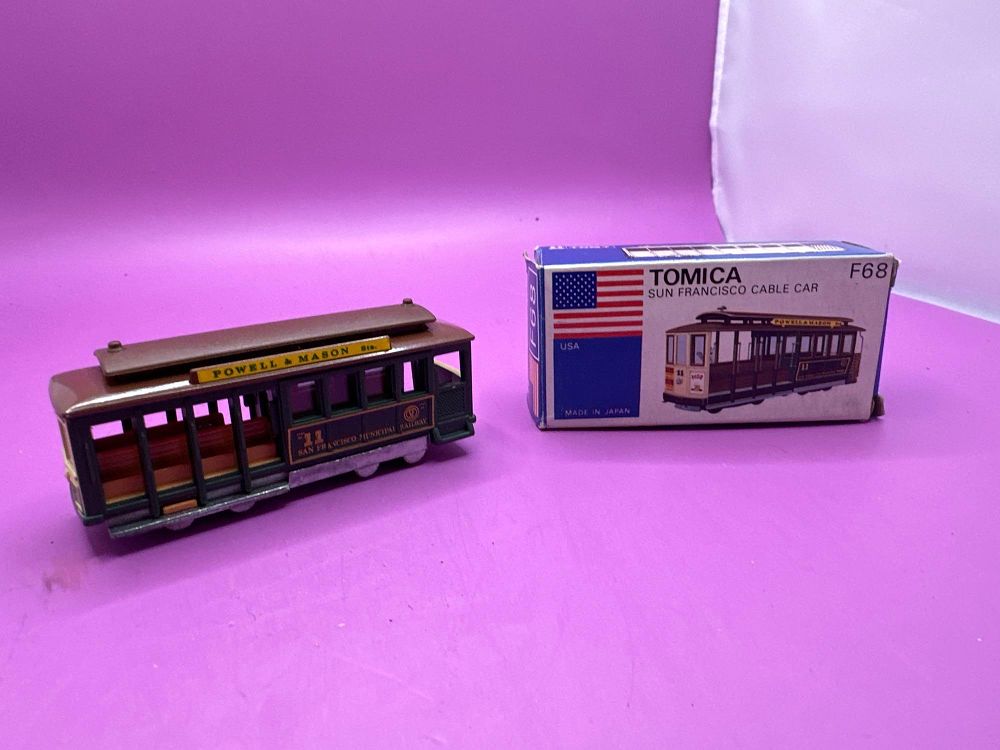Lot 206: Tomica Number F68 Sun Fransico Cable Car Mib