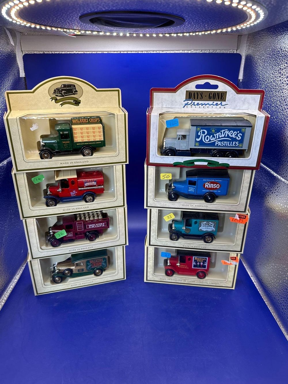 Lot 220: 8 X Lledo Diecasts Promotional Vehicles Includes Four...