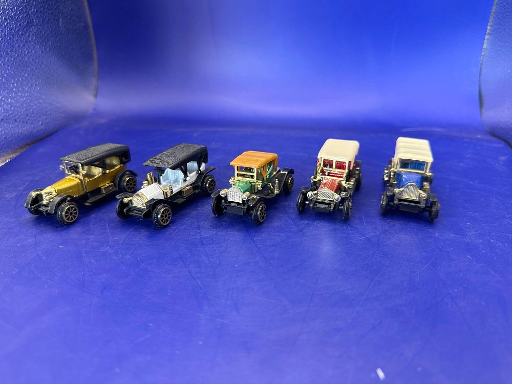 Lot 237: Various Box Diecast Made In China Number 301,...