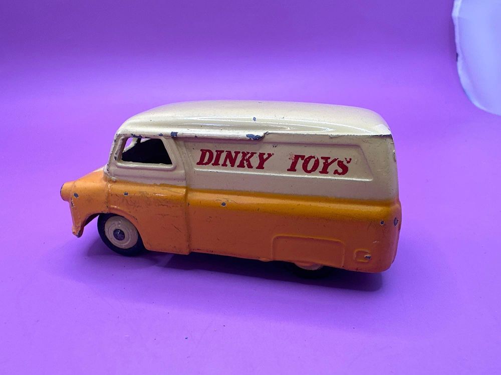 Lot 303: Dinky Toys Unboxed Bedford Van With Dinky Toys...