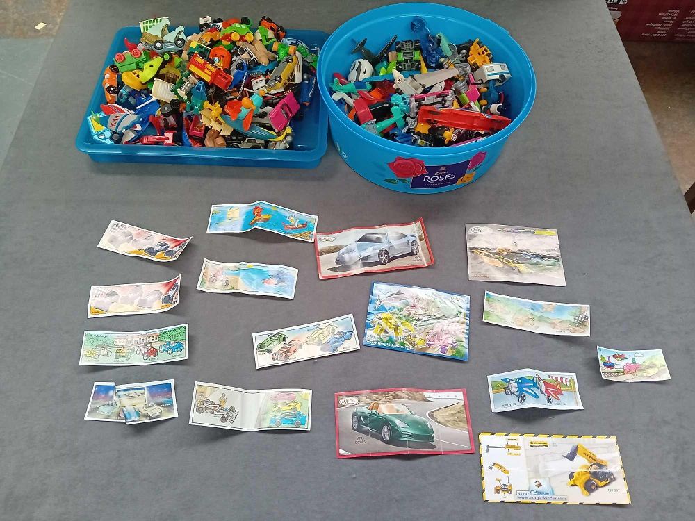 Lot 328: Mixed lot of transport related Kinder toys as...