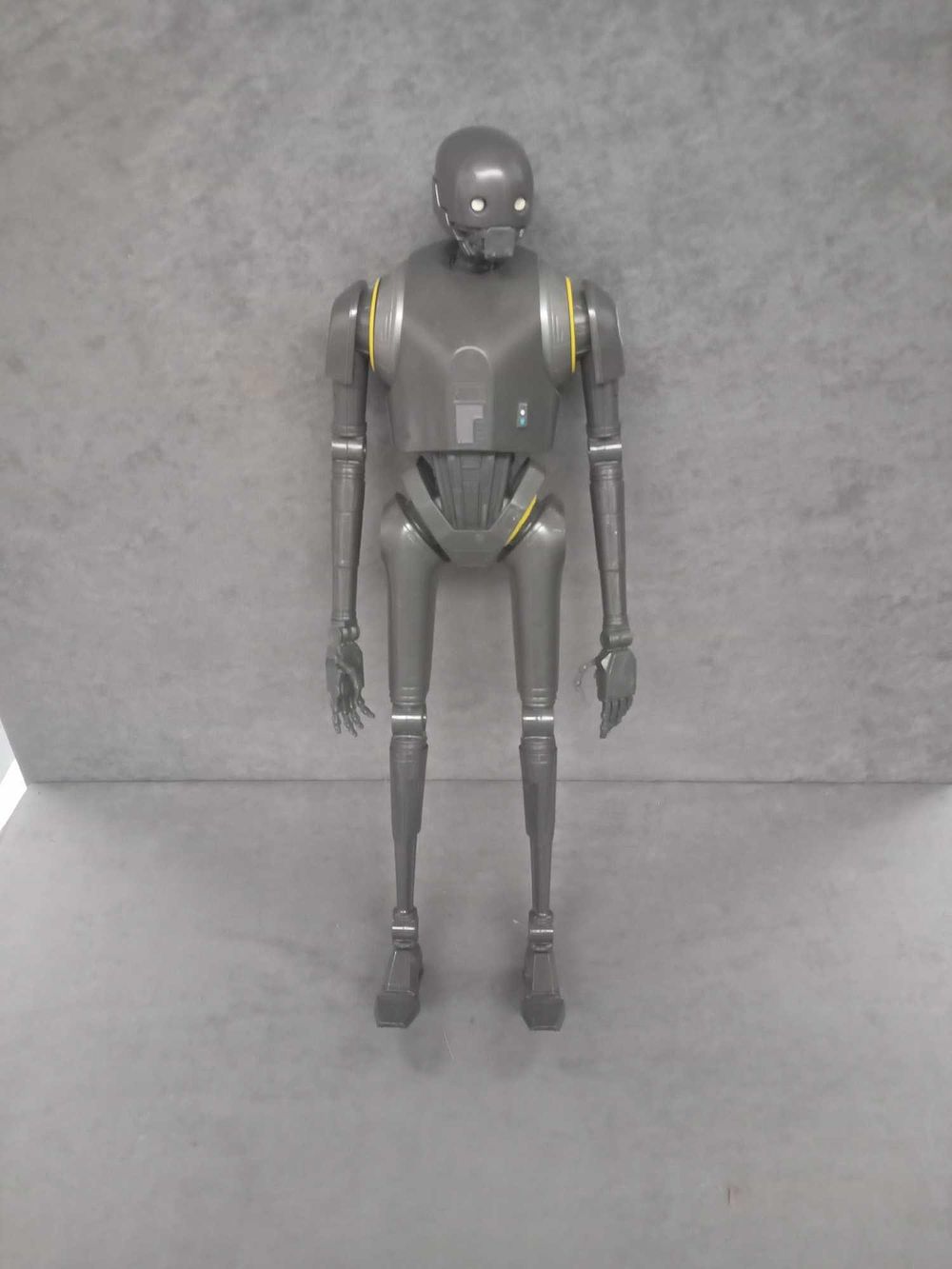 Lot 345: Starwars Big Figs k2so