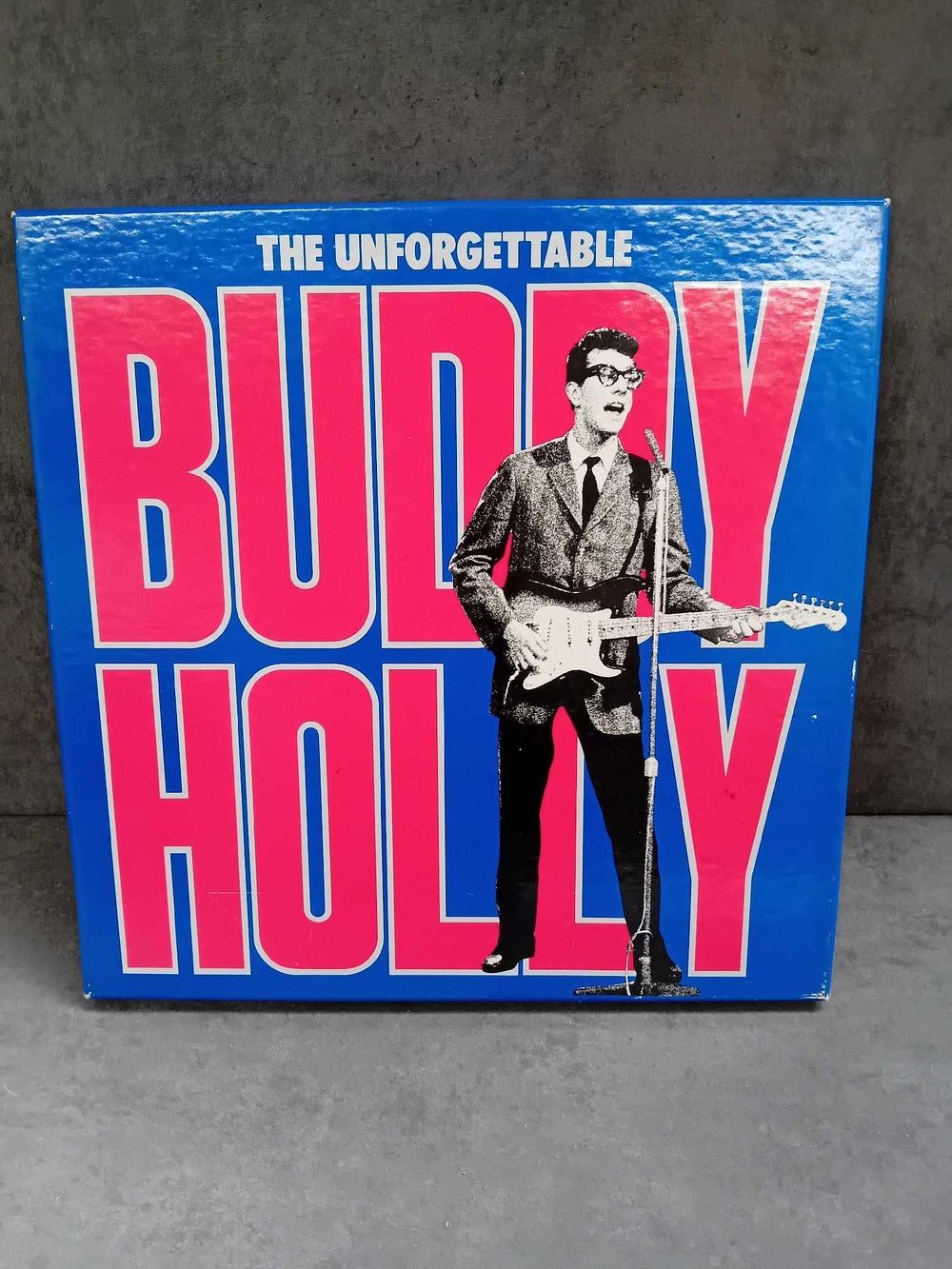 Lot 372: The unforgettable buddy Holly boxed vinyl collection