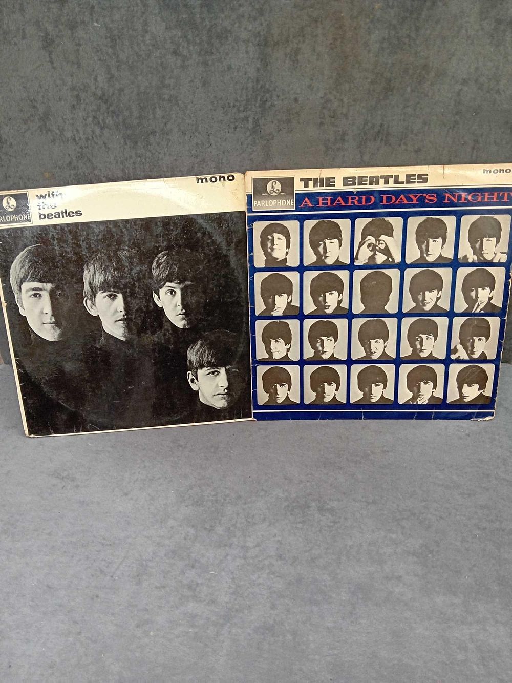 Lot 386: 2 x the Beatles vinyls as pictured