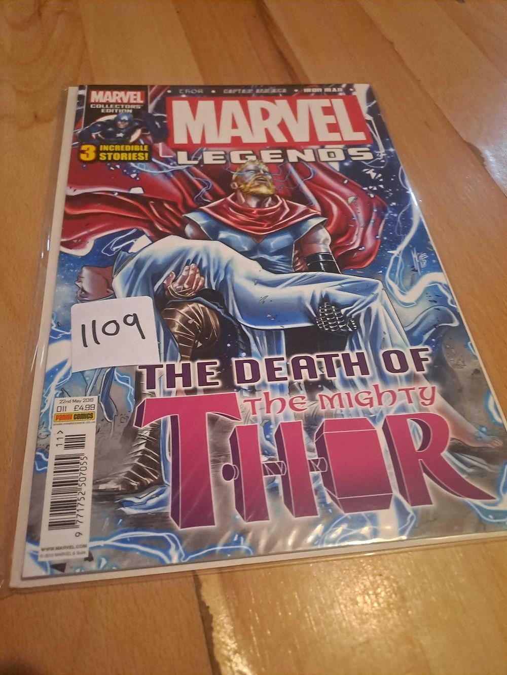 Lot 452: Marvel legends collectors edition the death of the...
