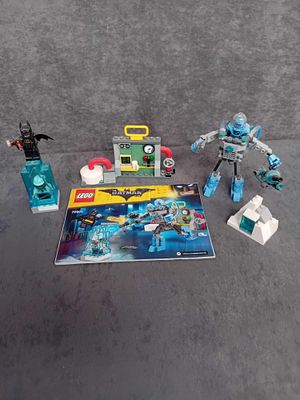 Lego The Batman Movie Mr Freeze Ice Attack pre built model with instruction manual no box