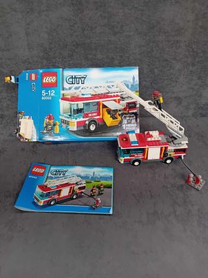 Lego city fire truck 60002 pre built set with box and instruction manual