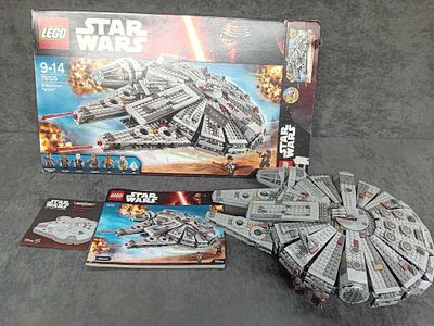 Lego Star Wars Millennium Falcon 75105 pre built set complete with box and instruction manual