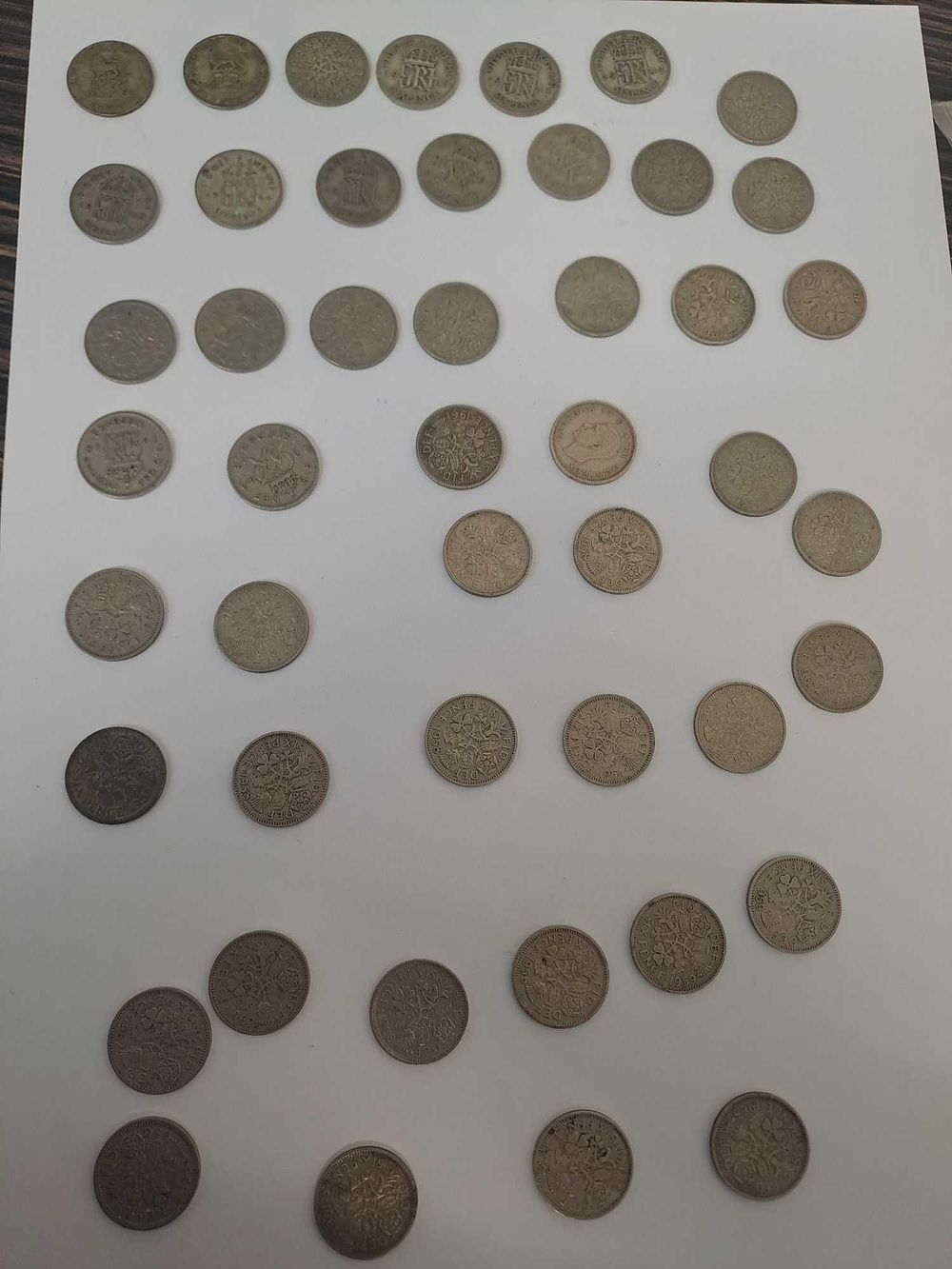 Lot 676: 47 six pence ranging from 1921 - 1967