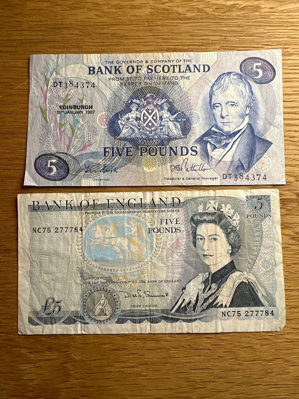 Lot 698: 2 X Old British £5 Bank Notes Bank...