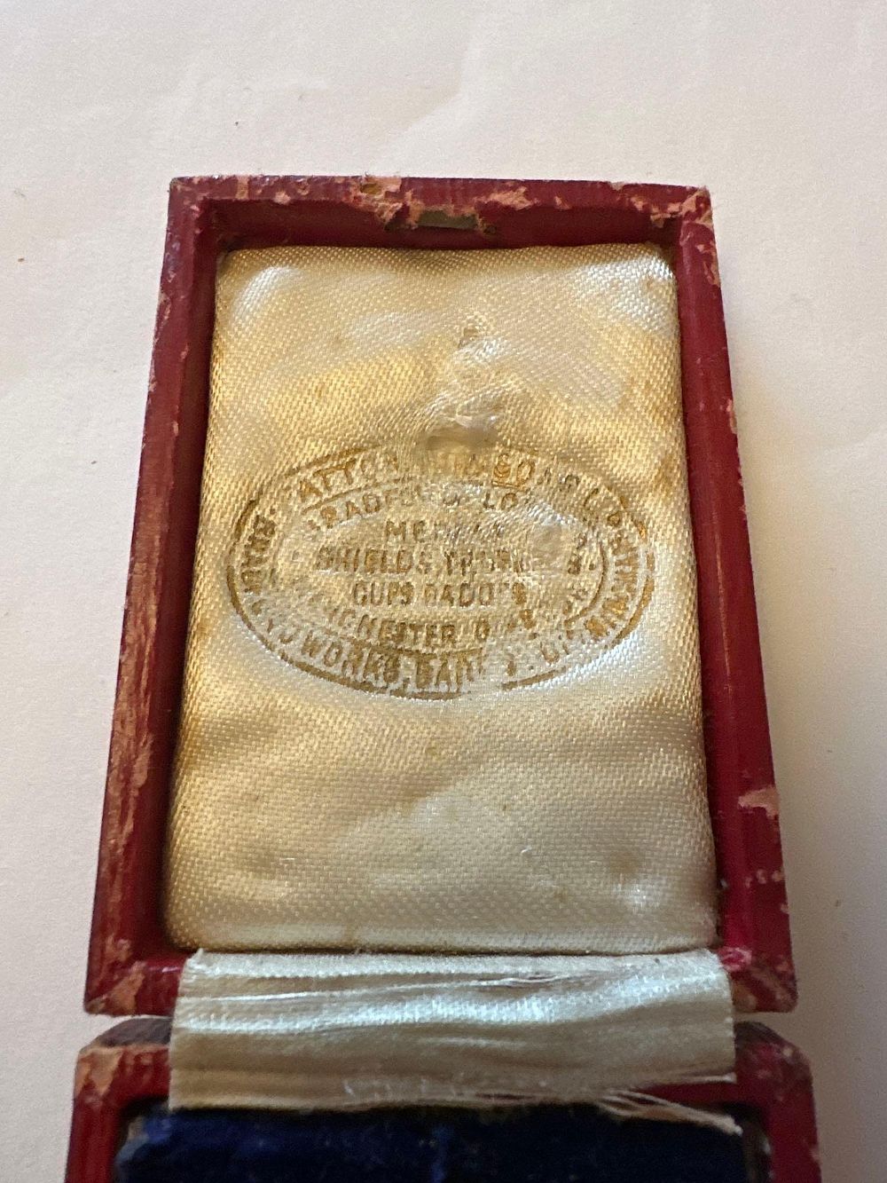 Lot 905: 1939-1945 Defence Medal with box.
