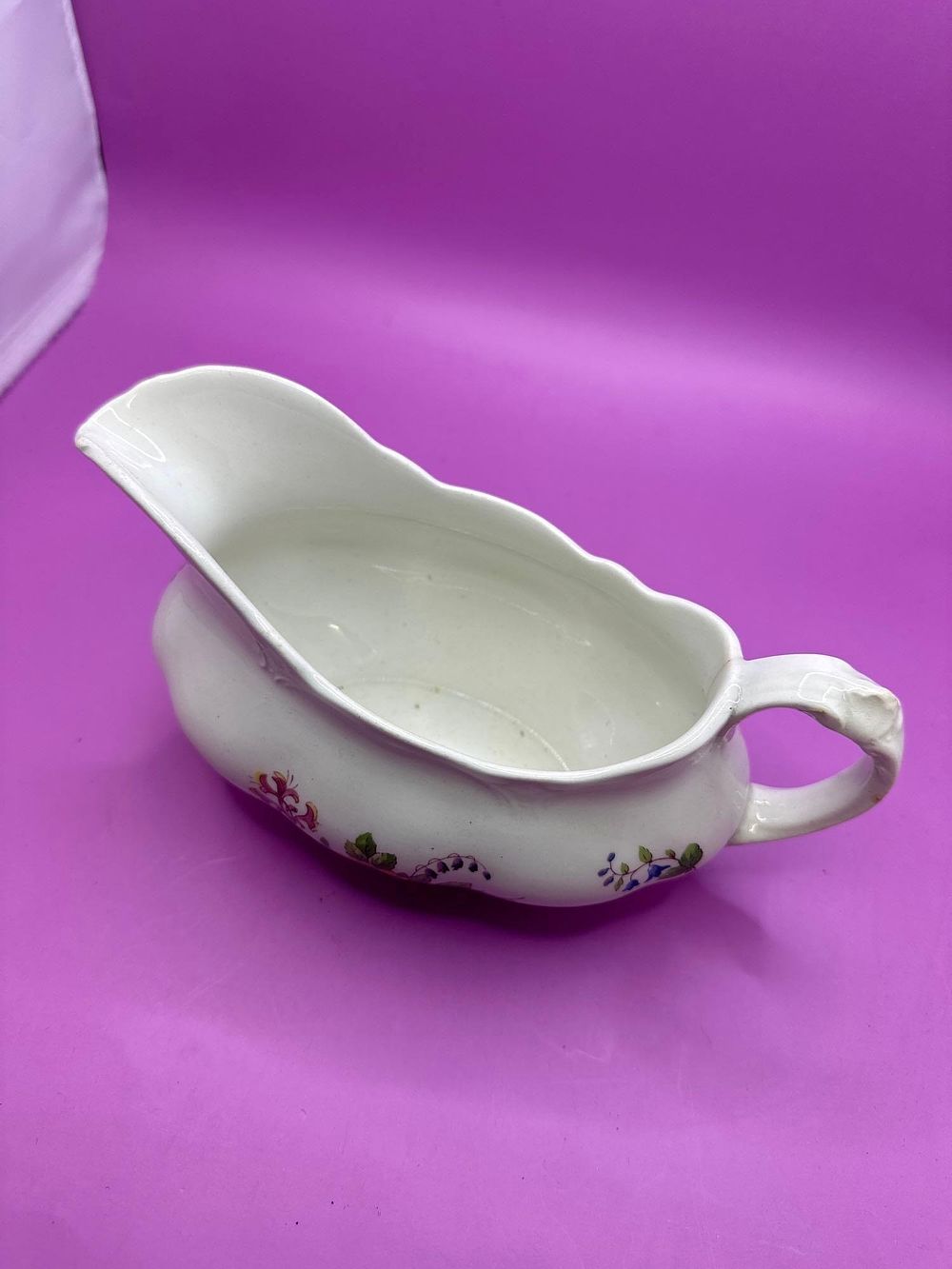 Lot 938: Cauldon England, Dinner 5 Piece Serving Set Includes...