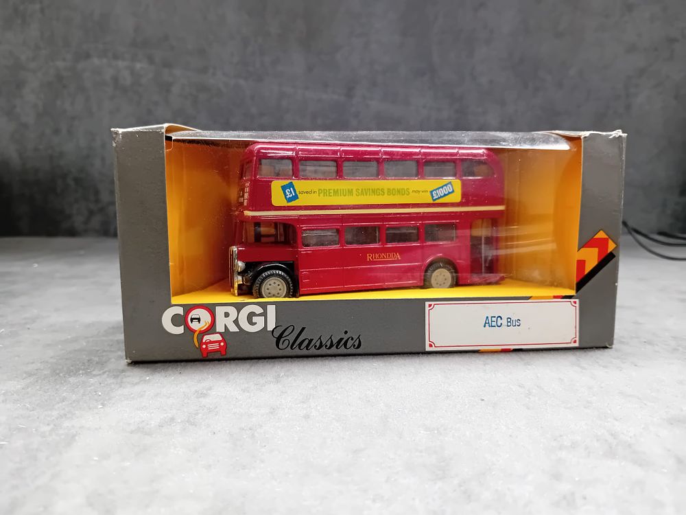 Lot 245: Mixed Lot Corgi Classics Busses 10 models in this lot #C949/5 #D949/31 #D949/25 #D949/18 #D949/17 #949/15 #C949/2 #97100 #599 #C599/5