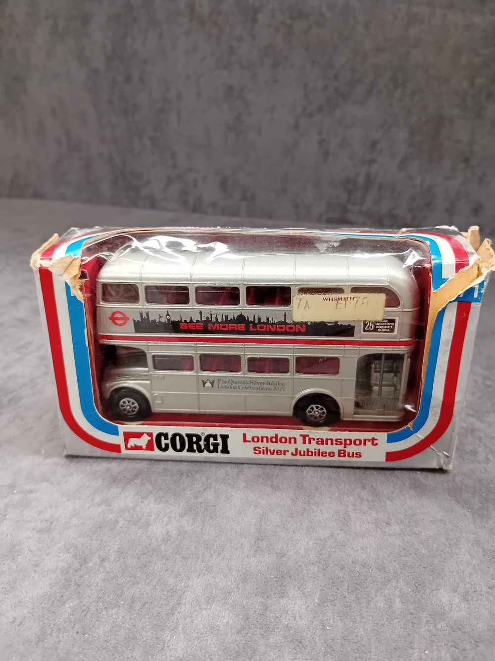 Lot 224: Corgi London Silver Jubilee Bus #471