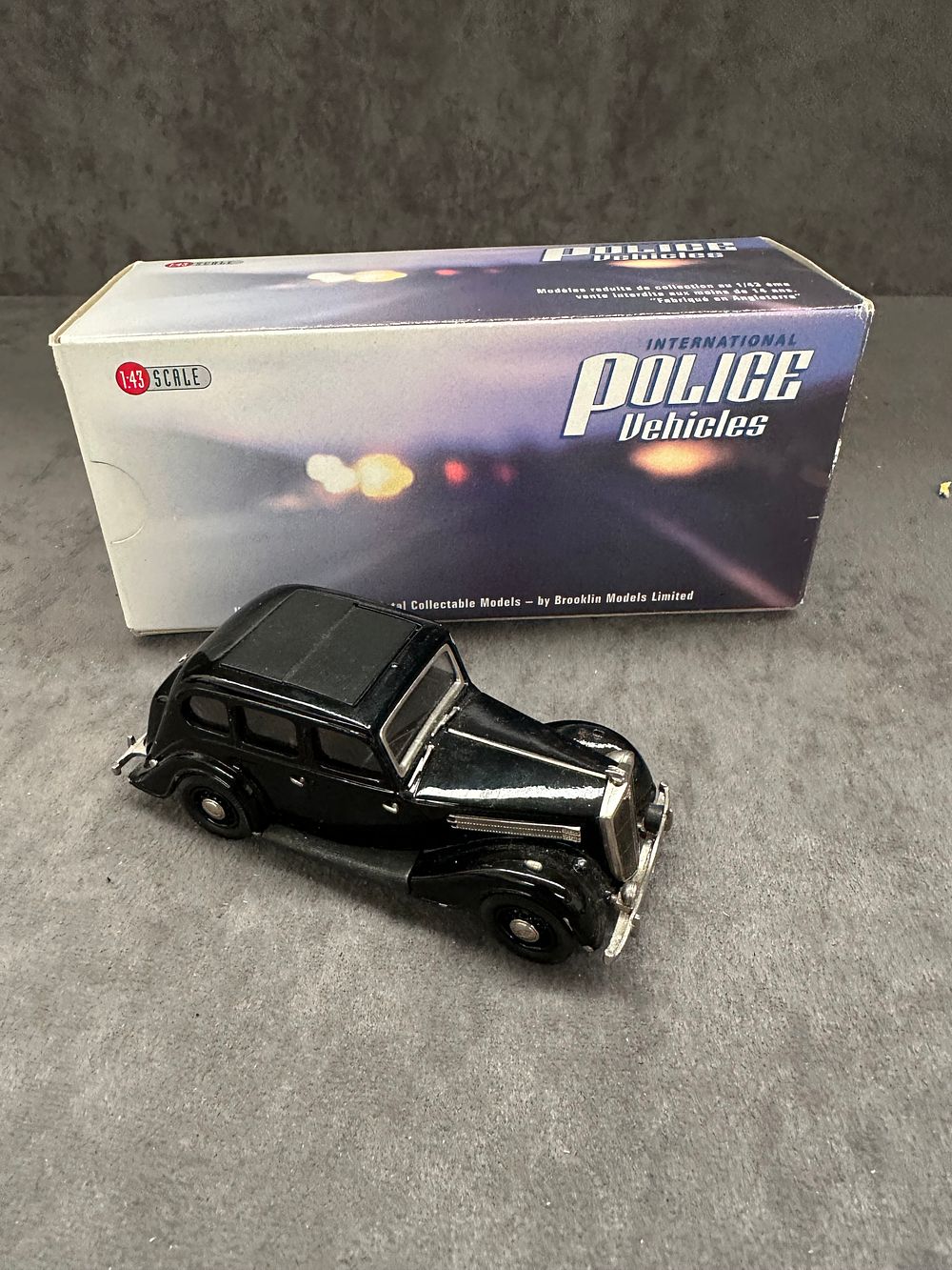 Lot 217: Brooklin Models International Police Vehicles IPV14 Wolseley 18/35 made in England