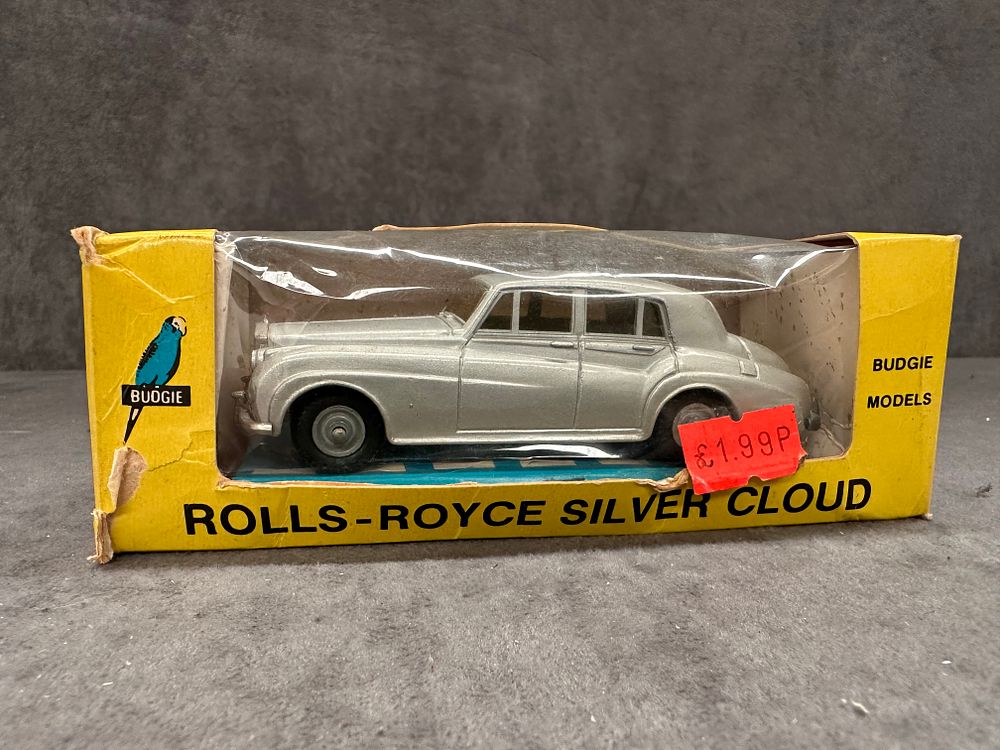 Lot 206: Scarce Budgie No. 102 Rolls Royce Silver Cloud in Silver 1:43 Scale