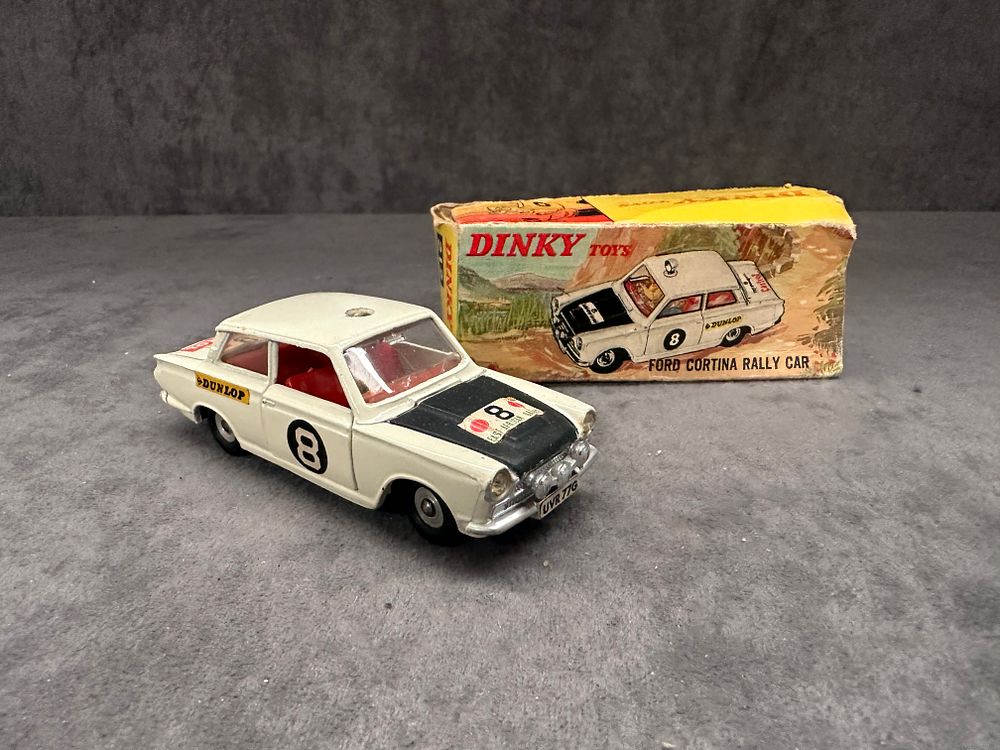 Lot 191: DINKY TOYS 212 FORD CORTINA RALLY CAR box is missing end tab. broken spot light.